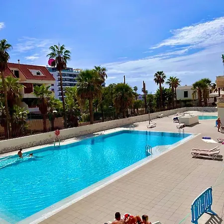 Miss Flora Playa Honda Apartment